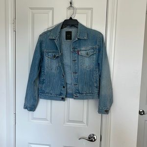 Cool girl Jean jacket